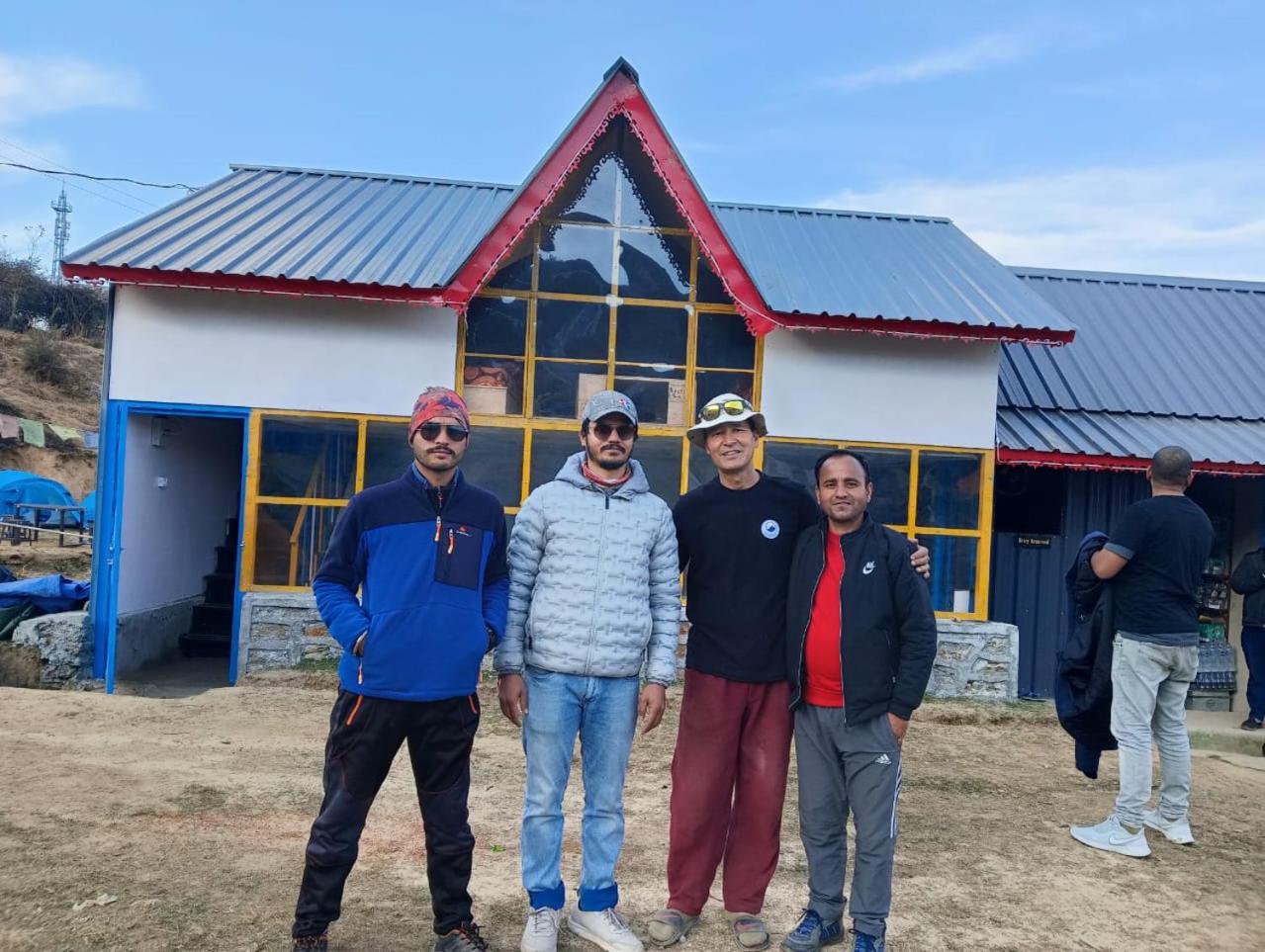 Himalayanbuddhaadventureaulicamp Hotel Joshīmath Kültér fotó